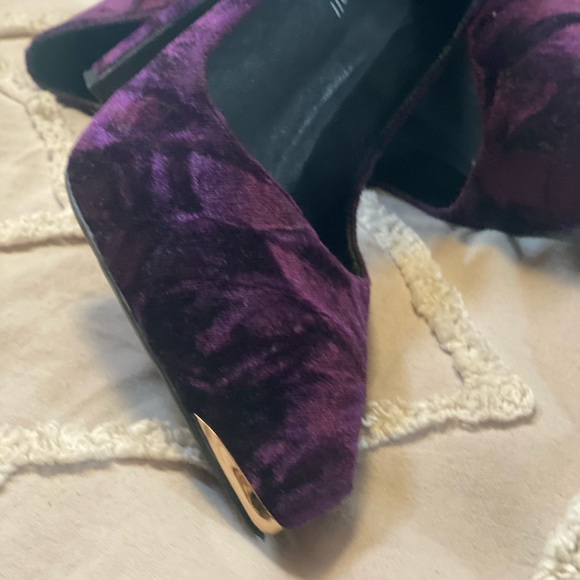 Purple crushed velvet High heels - Picture 3 of 5